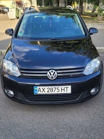 Черный Фольксваген Гольф Плюс, объемом двигателя 1.6 л и пробегом 255 тыс. км за 7800 $, фото 1 на Automoto.ua