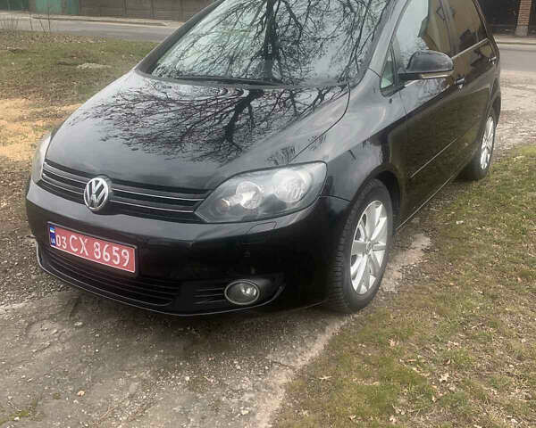 Черный Фольксваген Гольф Плюс, объемом двигателя 1.6 л и пробегом 223 тыс. км за 8300 $, фото 1 на Automoto.ua