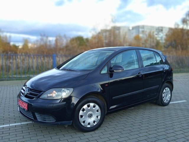 Чорний Фольксваген Golf Plus, об'ємом двигуна 1.4 л та пробігом 179 тис. км за 4850 $, фото 1 на Automoto.ua