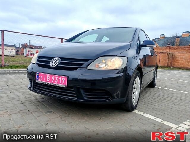 Черный Фольксваген Гольф Плюс, объемом двигателя 1.6 л и пробегом 207 тыс. км за 6000 $, фото 1 на Automoto.ua