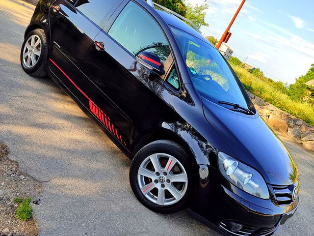Черный Фольксваген Гольф Плюс, объемом двигателя 1.4 л и пробегом 195 тыс. км за 6799 $, фото 1 на Automoto.ua
