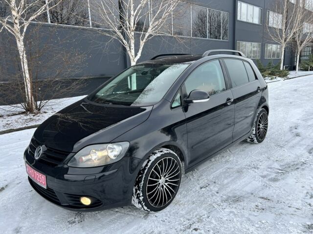 Черный Фольксваген Гольф Плюс, объемом двигателя 1.4 л и пробегом 182 тыс. км за 6600 $, фото 1 на Automoto.ua