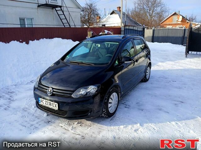 Чорний Фольксваген Golf Plus, об'ємом двигуна 1.6 л та пробігом 19000 тис. км за 7600 $, фото 1 на Automoto.ua