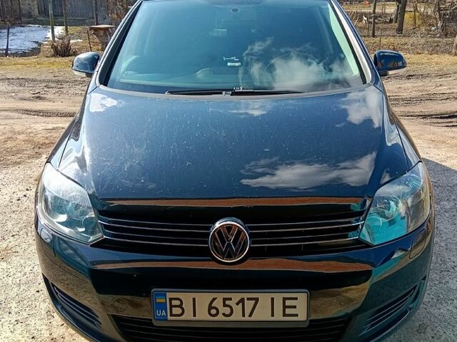 Черный Фольксваген Гольф Плюс, объемом двигателя 1.6 л и пробегом 200 тыс. км за 6500 $, фото 1 на Automoto.ua