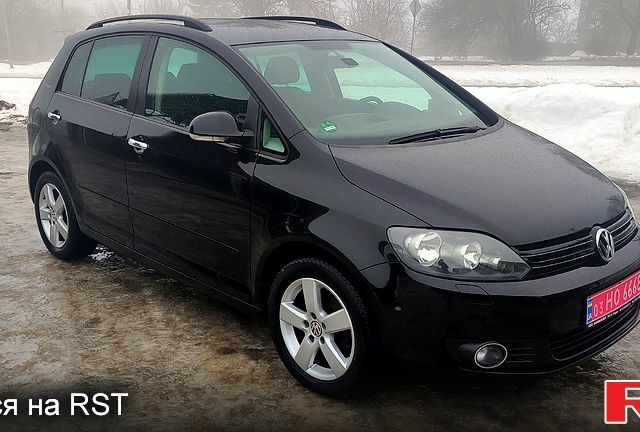 Черный Фольксваген Гольф Плюс, объемом двигателя 1.4 л и пробегом 179 тыс. км за 8999 $, фото 1 на Automoto.ua