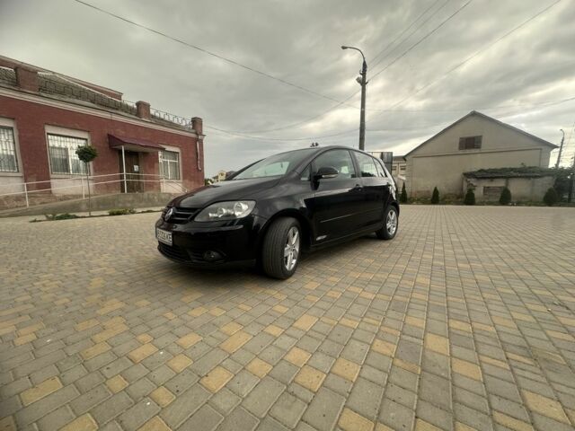 Черный Фольксваген Гольф Плюс, объемом двигателя 1.9 л и пробегом 167 тыс. км за 5900 $, фото 1 на Automoto.ua