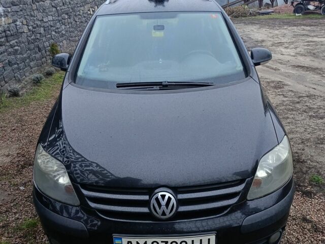 Чорний Фольксваген Golf Plus, об'ємом двигуна 1.4 л та пробігом 188 тис. км за 4600 $, фото 1 на Automoto.ua