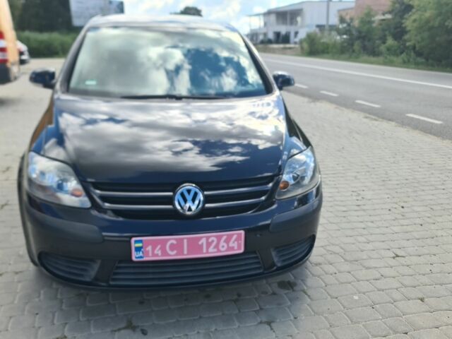 Черный Фольксваген Гольф Плюс, объемом двигателя 1.4 л и пробегом 197 тыс. км за 5600 $, фото 1 на Automoto.ua