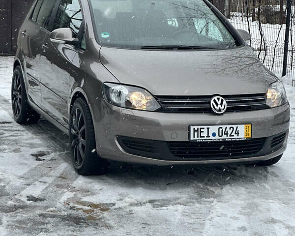 Коричневый Фольксваген Гольф Плюс, объемом двигателя 1.6 л и пробегом 140 тыс. км за 8200 $, фото 1 на Automoto.ua