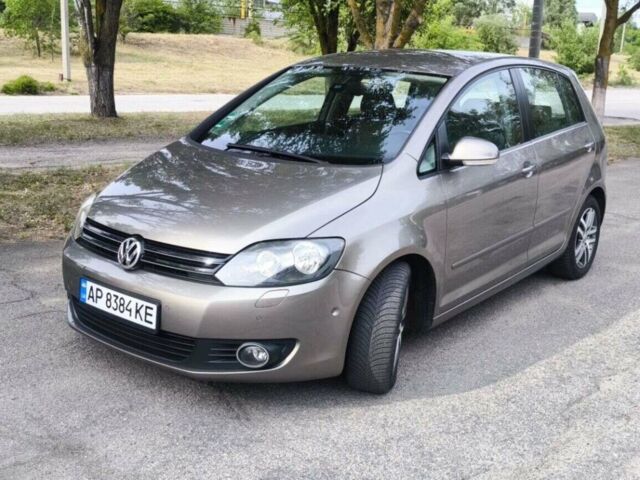 Коричневий Фольксваген Golf Plus, об'ємом двигуна 1.4 л та пробігом 250 тис. км за 7700 $, фото 1 на Automoto.ua