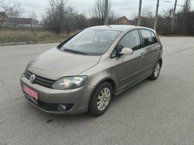 Коричневый Фольксваген Гольф Плюс, объемом двигателя 0 л и пробегом 230 тыс. км за 7800 $, фото 1 на Automoto.ua