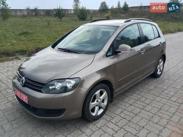 Коричневий Фольксваген Golf Plus, об'ємом двигуна 1.6 л та пробігом 271 тис. км за 9350 $, фото 1 на Automoto.ua