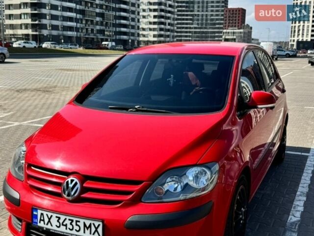 Червоний Фольксваген Golf Plus, об'ємом двигуна 1.6 л та пробігом 222 тис. км за 6700 $, фото 1 на Automoto.ua