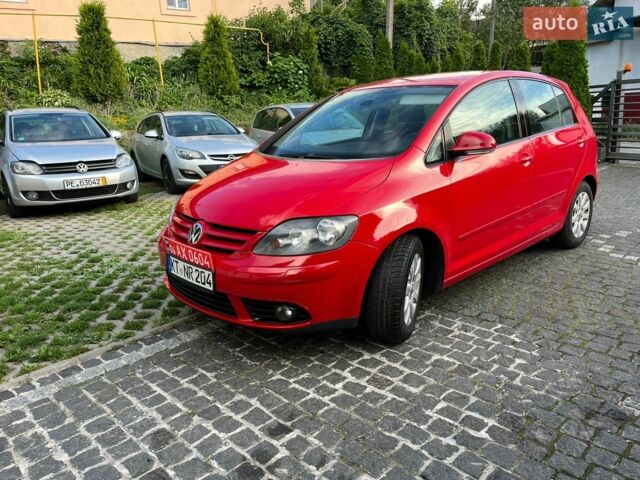 Червоний Фольксваген Golf Plus, об'ємом двигуна 1.4 л та пробігом 169 тис. км за 6600 $, фото 1 на Automoto.ua