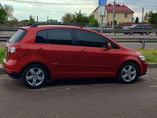 Червоний Фольксваген Golf Plus, об'ємом двигуна 1.4 л та пробігом 160 тис. км за 6500 $, фото 1 на Automoto.ua