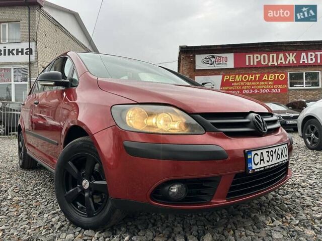 Червоний Фольксваген Golf Plus, об'ємом двигуна 1.6 л та пробігом 310 тис. км за 6350 $, фото 1 на Automoto.ua