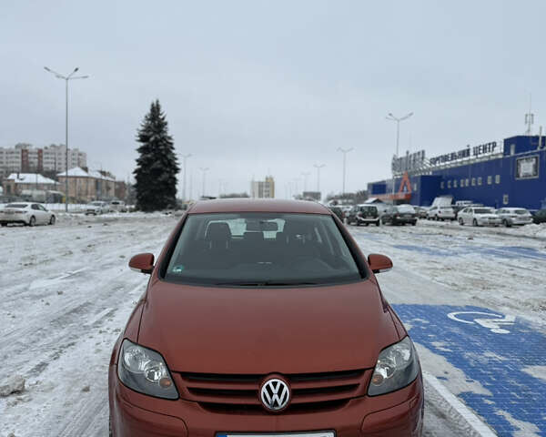 Фольксваген Гольф Плюс, объемом двигателя 1.4 л и пробегом 160 тыс. км за 5500 $, фото 1 на Automoto.ua