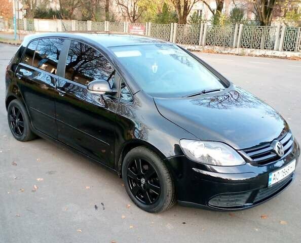 Фольксваген Гольф Плюс, объемом двигателя 1.9 л и пробегом 220 тыс. км за 5600 $, фото 1 на Automoto.ua