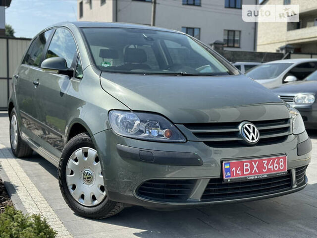 Фольксваген Golf Plus, об'ємом двигуна 1.6 л та пробігом 146 тис. км за 6890 $, фото 1 на Automoto.ua