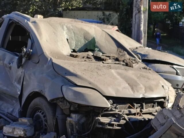Фольксваген Гольф Плюс, объемом двигателя 0 л и пробегом 180 тыс. км за 1746 $, фото 1 на Automoto.ua