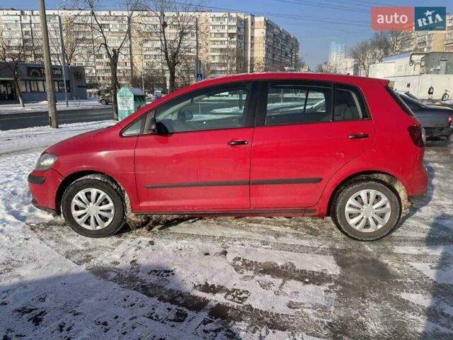 Фольксваген Гольф Плюс, объемом двигателя 1.6 л и пробегом 106 тыс. км за 4150 $, фото 1 на Automoto.ua