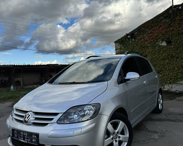 Фольксваген Гольф Плюс, объемом двигателя 1.4 л и пробегом 191 тыс. км за 6500 $, фото 1 на Automoto.ua