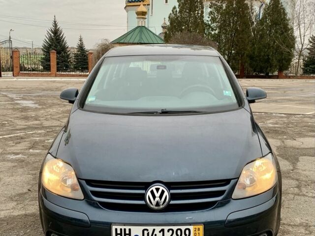 Фольксваген Гольф Плюс, объемом двигателя 1.9 л и пробегом 249 тыс. км за 4100 $, фото 1 на Automoto.ua