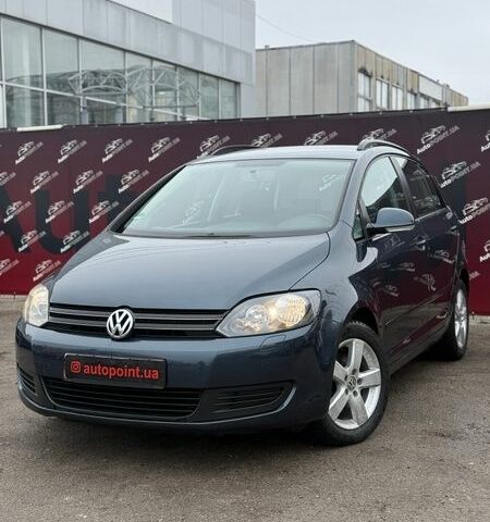 Фольксваген Гольф Плюс, объемом двигателя 1.4 л и пробегом 143 тыс. км за 7700 $, фото 1 на Automoto.ua