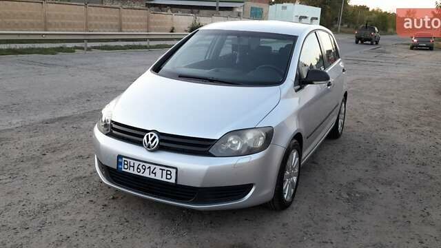 Фольксваген Golf Plus, об'ємом двигуна 1.6 л та пробігом 236 тис. км за 7800 $, фото 1 на Automoto.ua