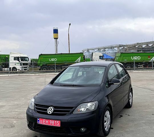 Фольксваген Golf Plus, об'ємом двигуна 1.6 л та пробігом 227 тис. км за 6300 $, фото 1 на Automoto.ua