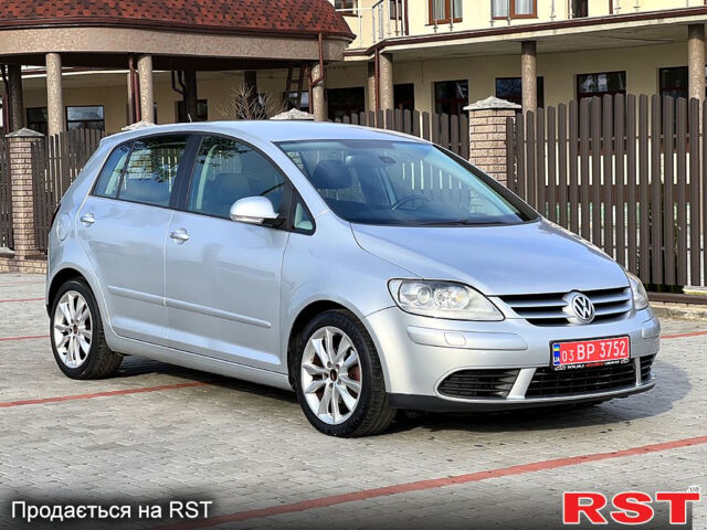 Фольксваген Гольф Плюс, объемом двигателя 1.6 л и пробегом 176 тыс. км за 6000 $, фото 1 на Automoto.ua