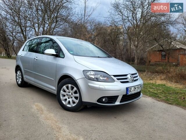 Сірий Фольксваген Golf Plus, об'ємом двигуна 1.6 л та пробігом 220 тис. км за 5800 $, фото 1 на Automoto.ua