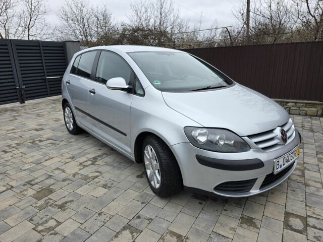 Сірий Фольксваген Golf Plus, об'ємом двигуна 1.6 л та пробігом 193 тис. км за 6900 $, фото 1 на Automoto.ua
