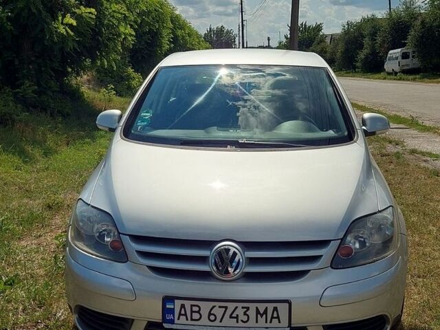 Сірий Фольксваген Golf Plus, об'ємом двигуна 1.6 л та пробігом 197 тис. км за 5300 $, фото 1 на Automoto.ua