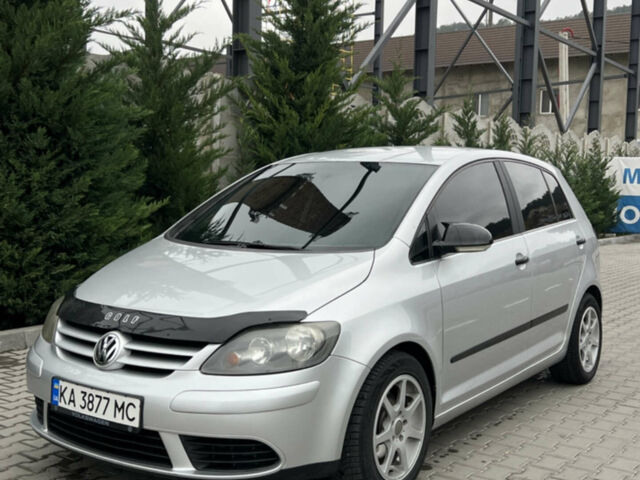 Сірий Фольксваген Golf Plus, об'ємом двигуна 1.6 л та пробігом 297 тис. км за 5700 $, фото 1 на Automoto.ua