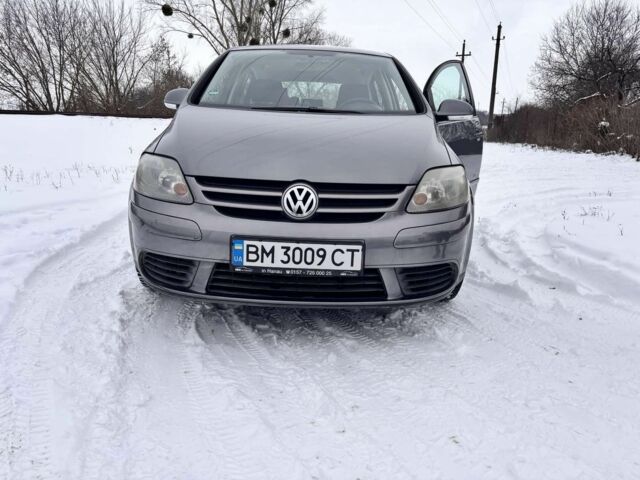 Сірий Фольксваген Golf Plus, об'ємом двигуна 1.6 л та пробігом 214 тис. км за 5500 $, фото 1 на Automoto.ua