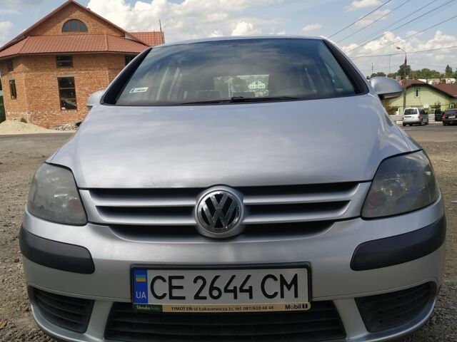 Сірий Фольксваген Golf Plus, об'ємом двигуна 1.6 л та пробігом 223 тис. км за 5700 $, фото 1 на Automoto.ua