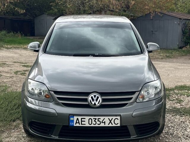 Сірий Фольксваген Golf Plus, об'ємом двигуна 1.9 л та пробігом 273 тис. км за 5900 $, фото 1 на Automoto.ua