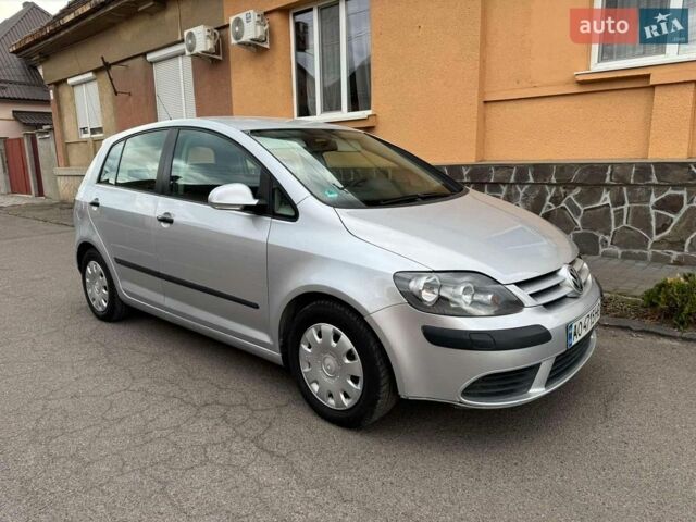 Сірий Фольксваген Golf Plus, об'ємом двигуна 1.6 л та пробігом 183 тис. км за 4900 $, фото 1 на Automoto.ua