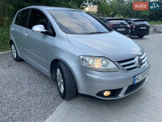 Сірий Фольксваген Golf Plus, об'ємом двигуна 1.6 л та пробігом 306 тис. км за 5350 $, фото 1 на Automoto.ua