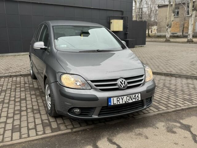 Сірий Фольксваген Golf Plus, об'ємом двигуна 1.9 л та пробігом 230 тис. км за 2350 $, фото 1 на Automoto.ua