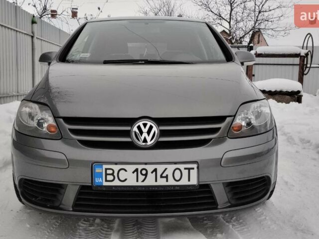 Сірий Фольксваген Golf Plus, об'ємом двигуна 1.6 л та пробігом 256 тис. км за 5600 $, фото 1 на Automoto.ua