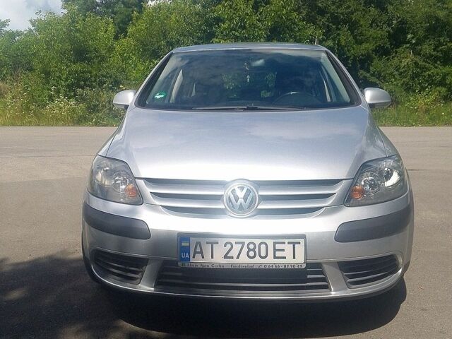 Сірий Фольксваген Golf Plus, об'ємом двигуна 1.4 л та пробігом 223 тис. км за 4350 $, фото 1 на Automoto.ua
