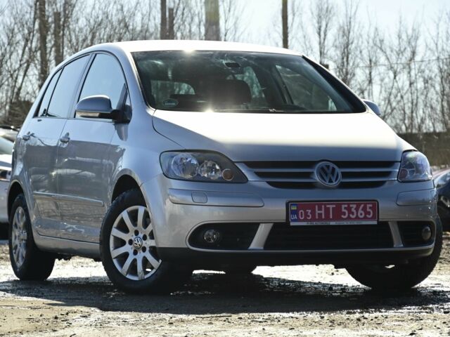 Сірий Фольксваген Golf Plus, об'ємом двигуна 1.6 л та пробігом 182 тис. км за 6350 $, фото 1 на Automoto.ua