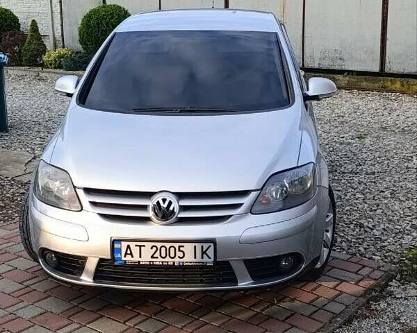 Сірий Фольксваген Golf Plus, об'ємом двигуна 2 л та пробігом 192 тис. км за 8850 $, фото 1 на Automoto.ua