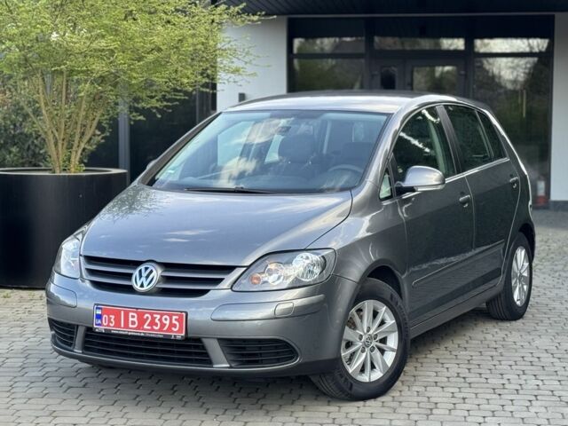 Серый Фольксваген Гольф Плюс, объемом двигателя 1.6 л и пробегом 189 тыс. км за 5300 $, фото 1 на Automoto.ua