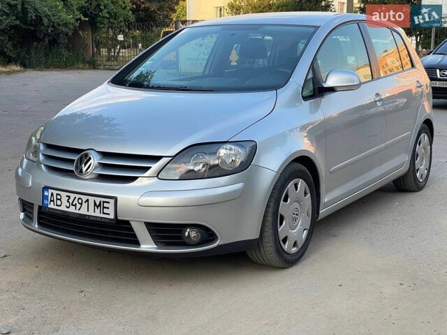 Сірий Фольксваген Golf Plus, об'ємом двигуна 1.6 л та пробігом 231 тис. км за 5600 $, фото 1 на Automoto.ua