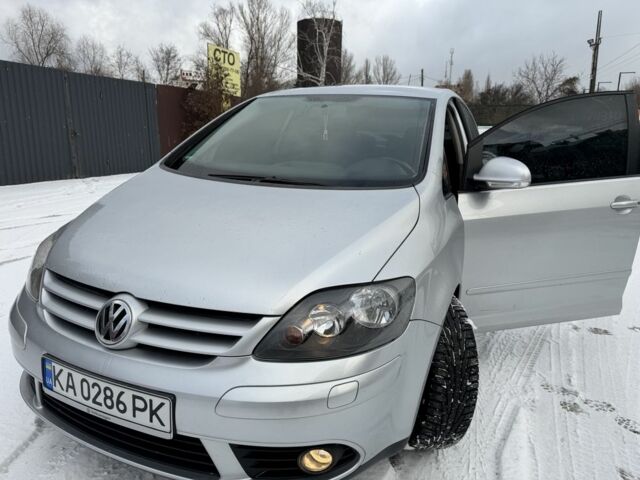 Сірий Фольксваген Golf Plus, об'ємом двигуна 1.6 л та пробігом 212 тис. км за 6800 $, фото 1 на Automoto.ua