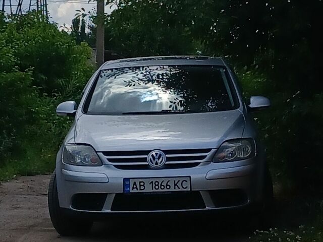 Сірий Фольксваген Golf Plus, об'ємом двигуна 1.39 л та пробігом 193 тис. км за 5700 $, фото 1 на Automoto.ua