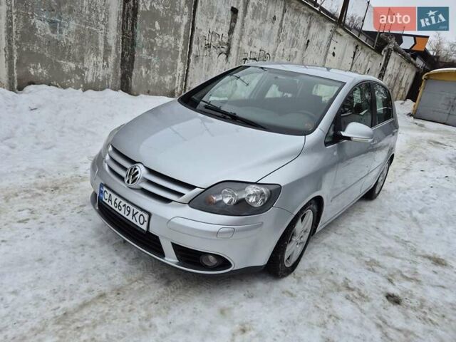Серый Фольксваген Гольф Плюс, объемом двигателя 1.39 л и пробегом 187 тыс. км за 6300 $, фото 1 на Automoto.ua